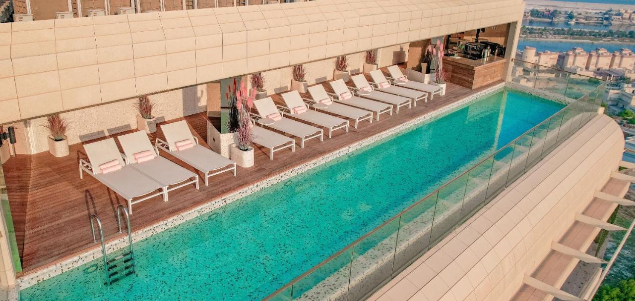 The House Hotel Al Khiran Exteriör bild